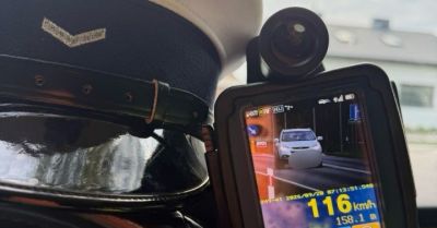 44-latek jechał 116 km/h. Policjanci zatrzymali mu prawo jazdy